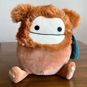 Benny the Bigfoot 7.5” Squishmallow NWT